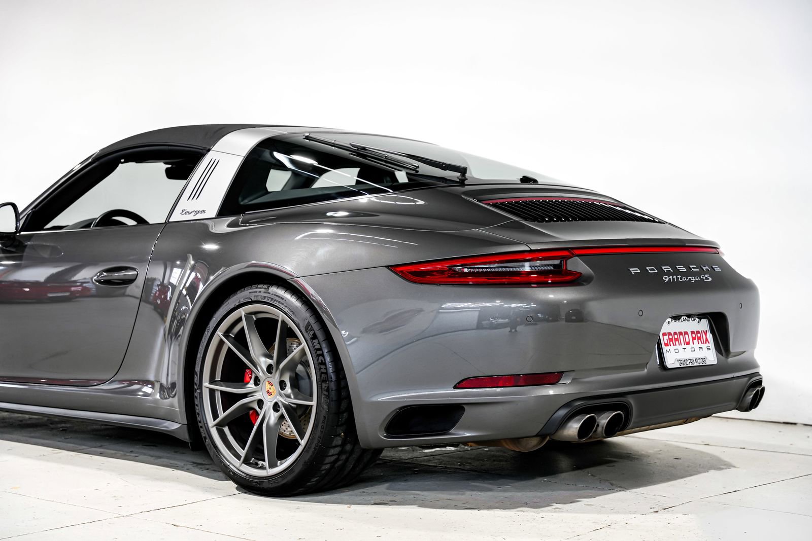 Used 2017 Porsche 911 Targa 4S AWD/4WD image 34