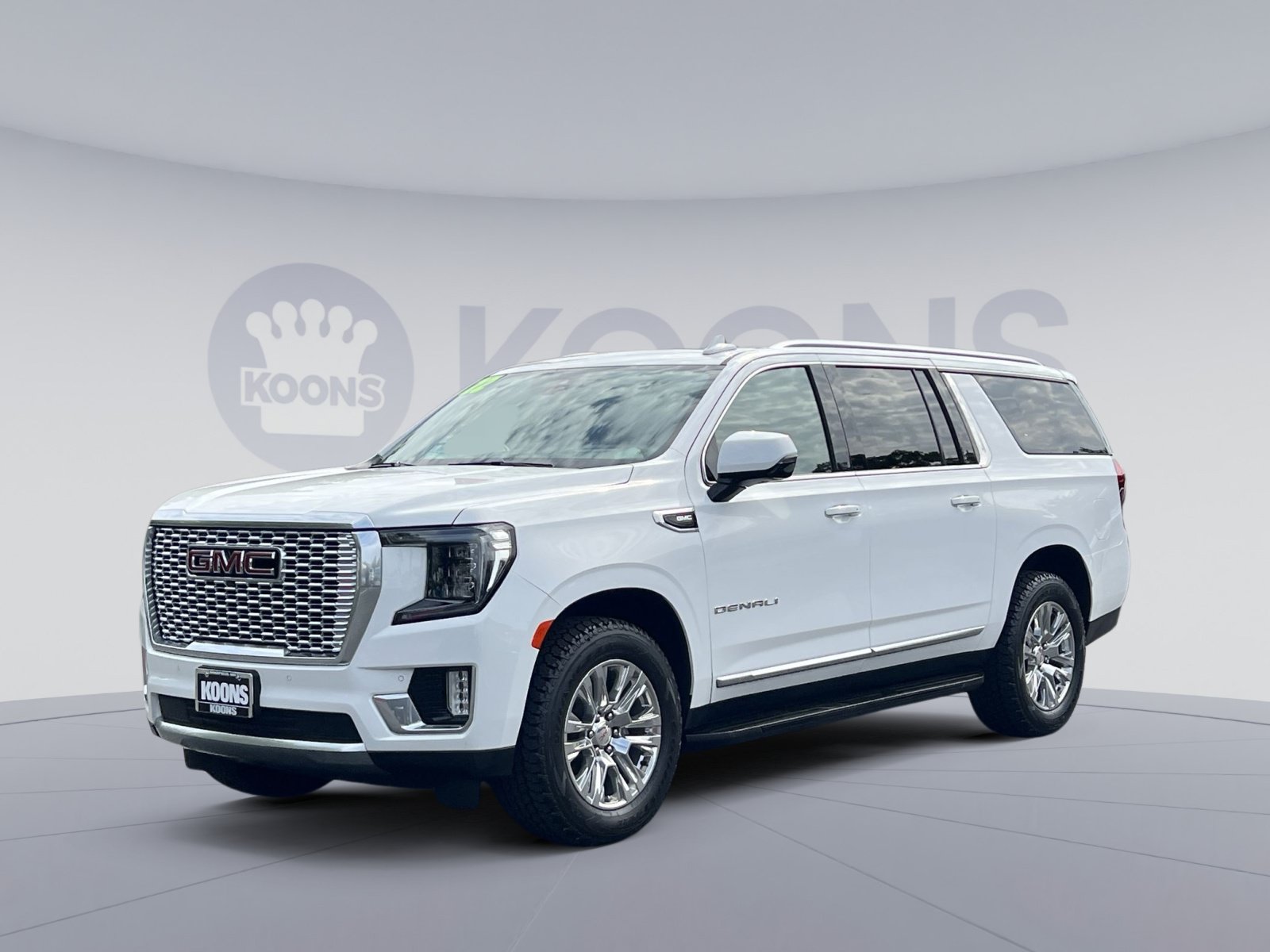 Used 2022 GMC Yukon XL Denali AWD/4WD image 4