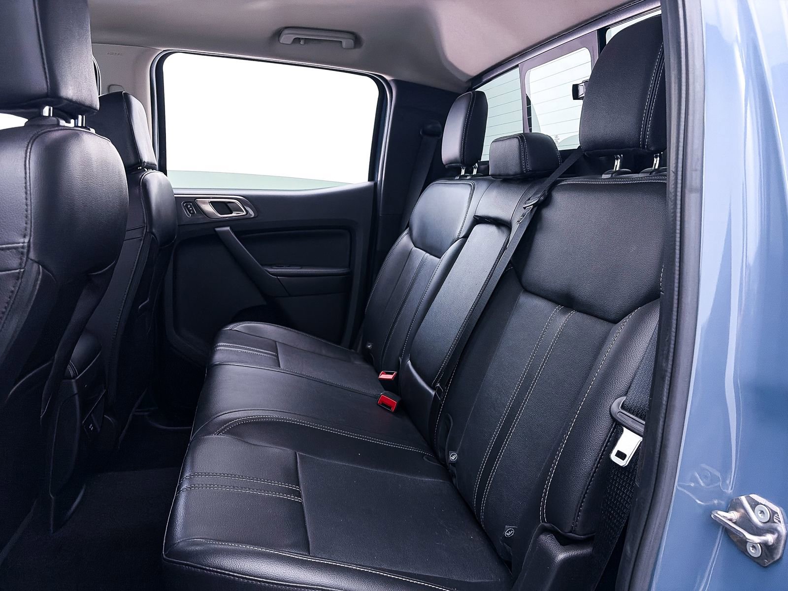 Used 2023 Ford Ranger Lariat w/ Technology Package AWD/4WD image 39