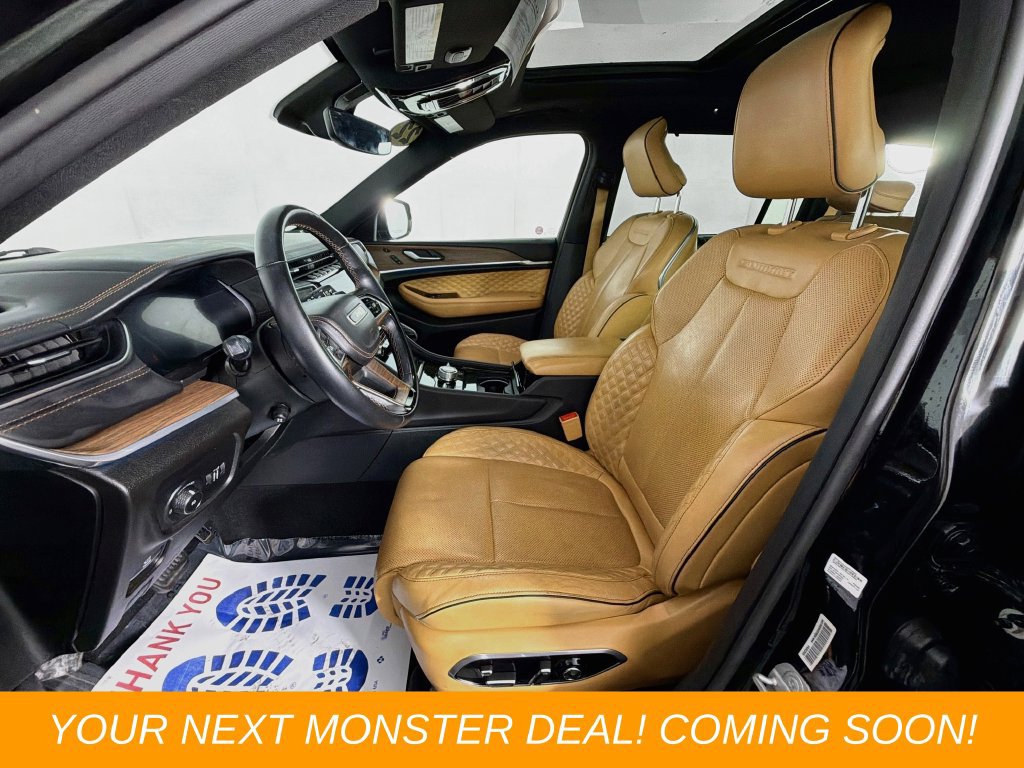 Used 2022 Jeep Grand Cherokee L Summit w/ Luxury Tech Group V AWD/4WD image 21