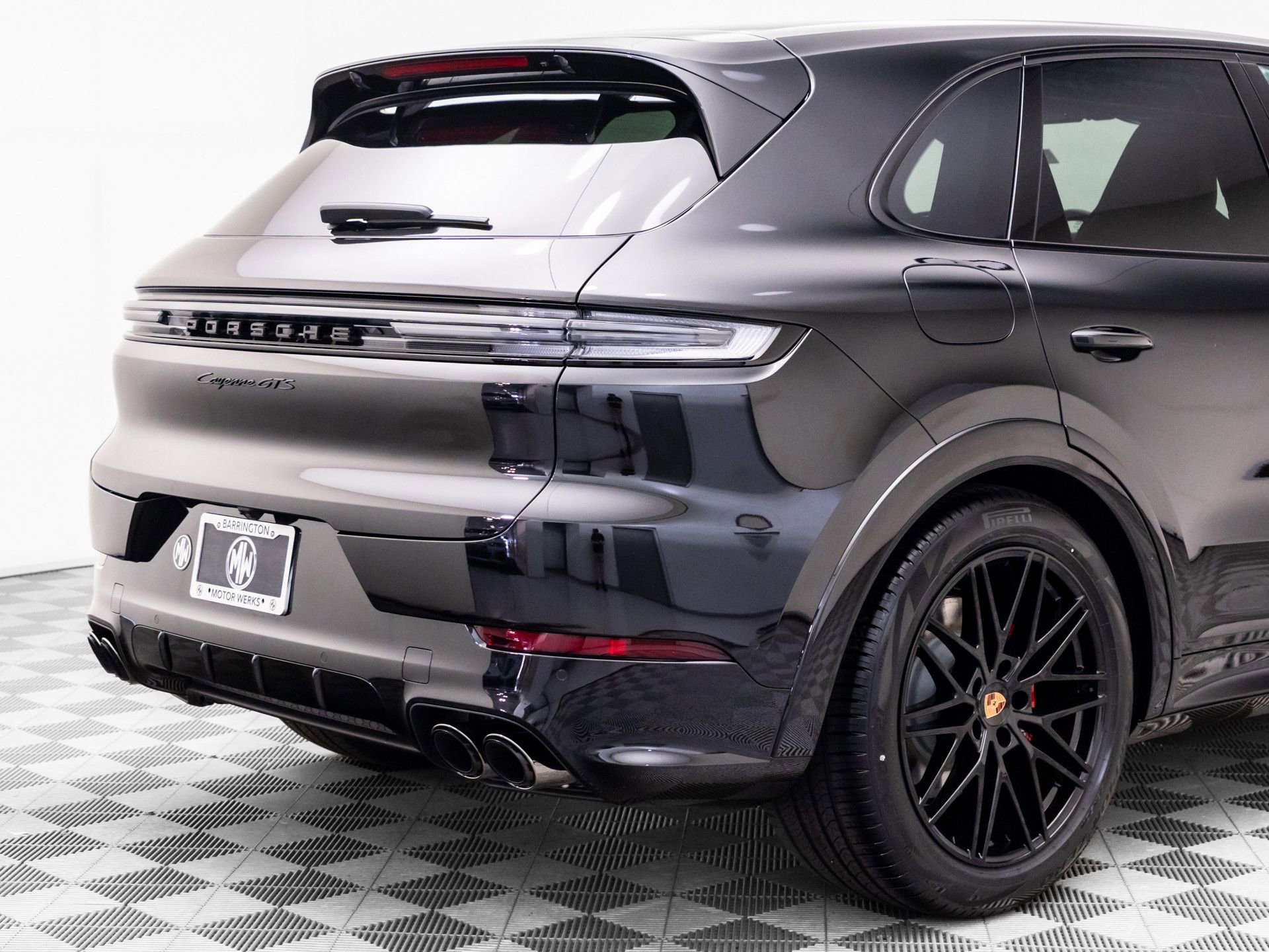 New 2026 Porsche Cayenne GTS AWD/4WD image 38