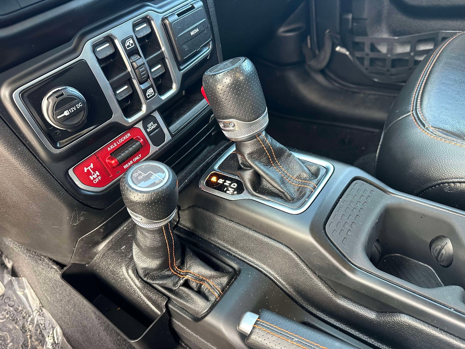 Used 2023 Jeep Gladiator Mojave w/ LED Lighting Group image 15