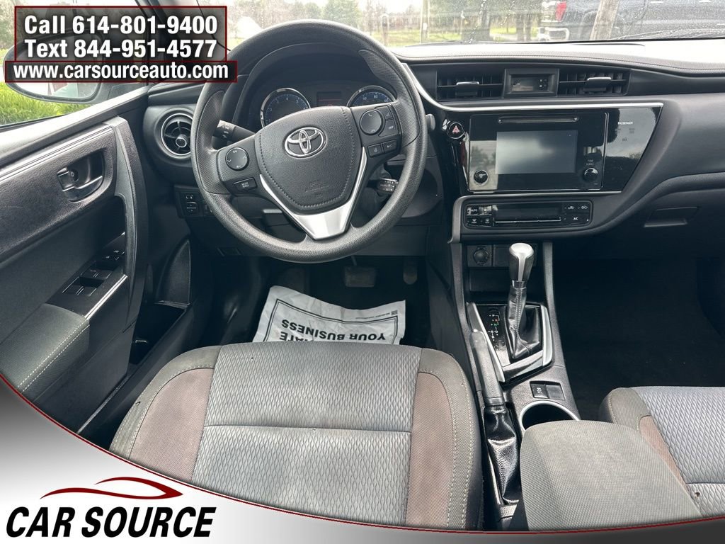Used 2017 Toyota Corolla LE FWD image 13