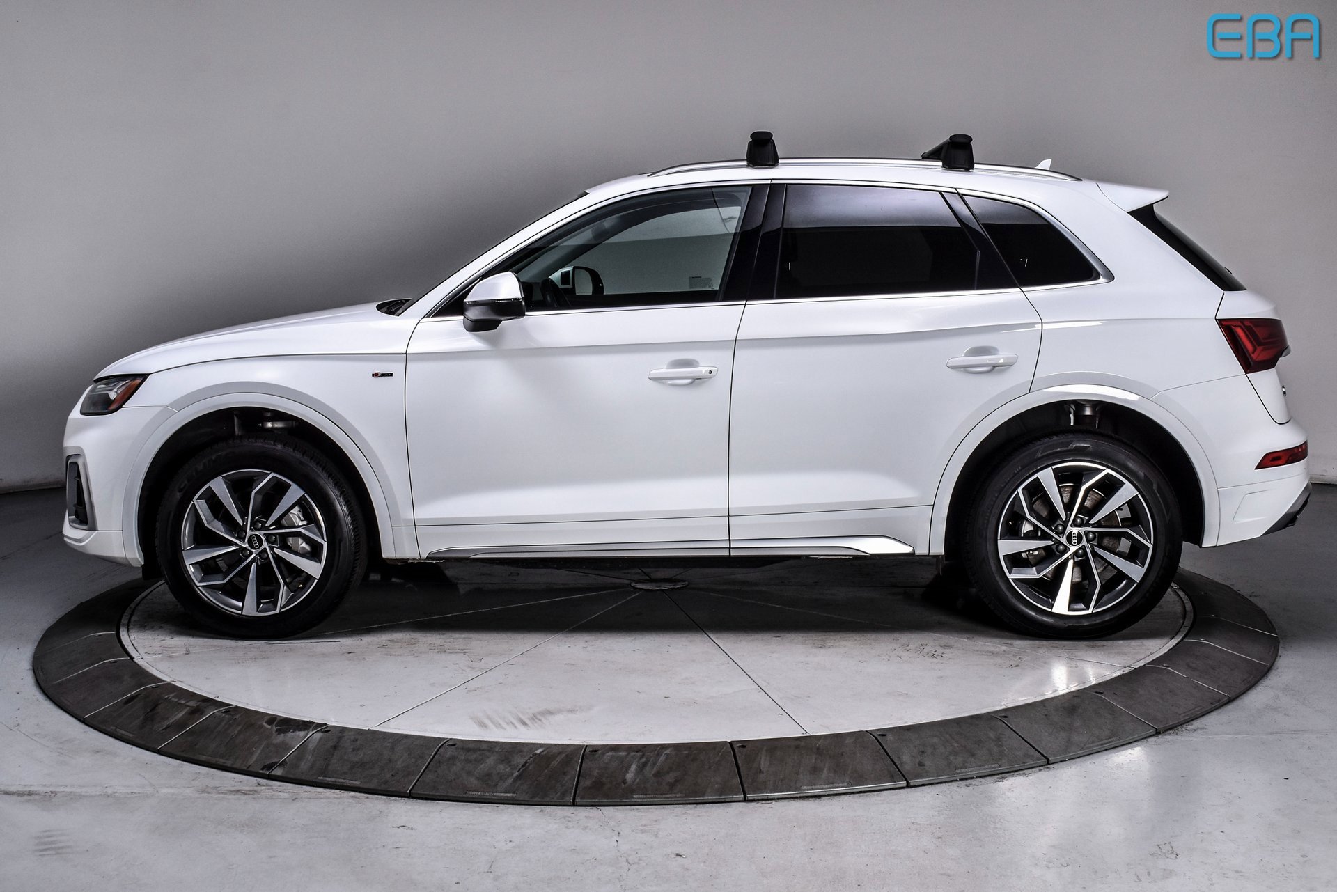 Used 2024 Audi Q5 2.0T Premium Plus image 3