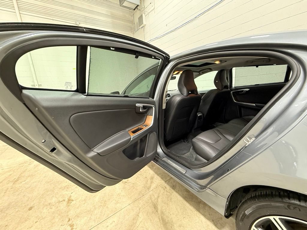 Used 2016 Volvo S60 T5 Premier w/ Climate Package AWD/4WD image 21