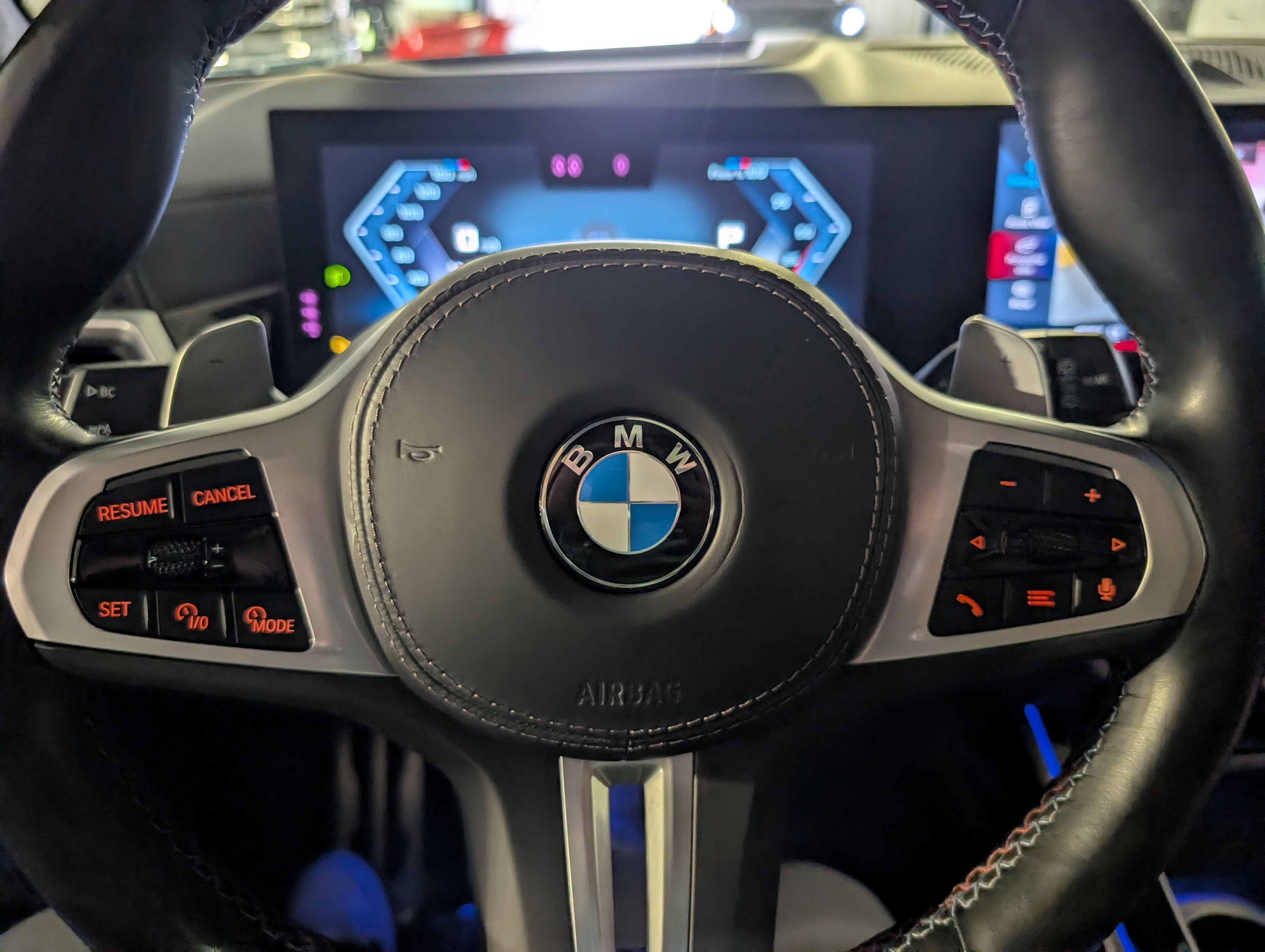 Used 2024 BMW X7 M60i w/ Executive Package image 23