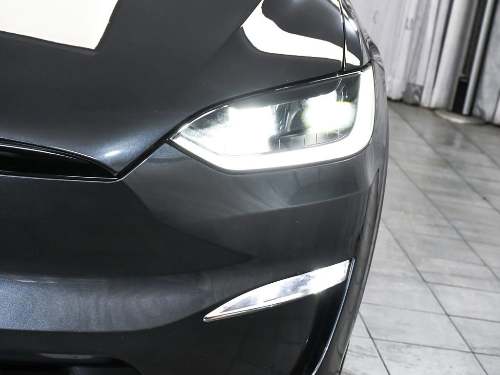 Used 2024 Tesla Model X image 64