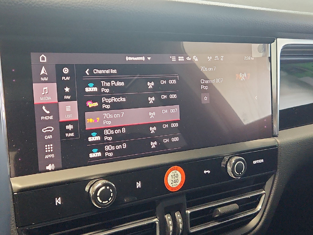 New 2026 Porsche Macan AWD/4WD image 19