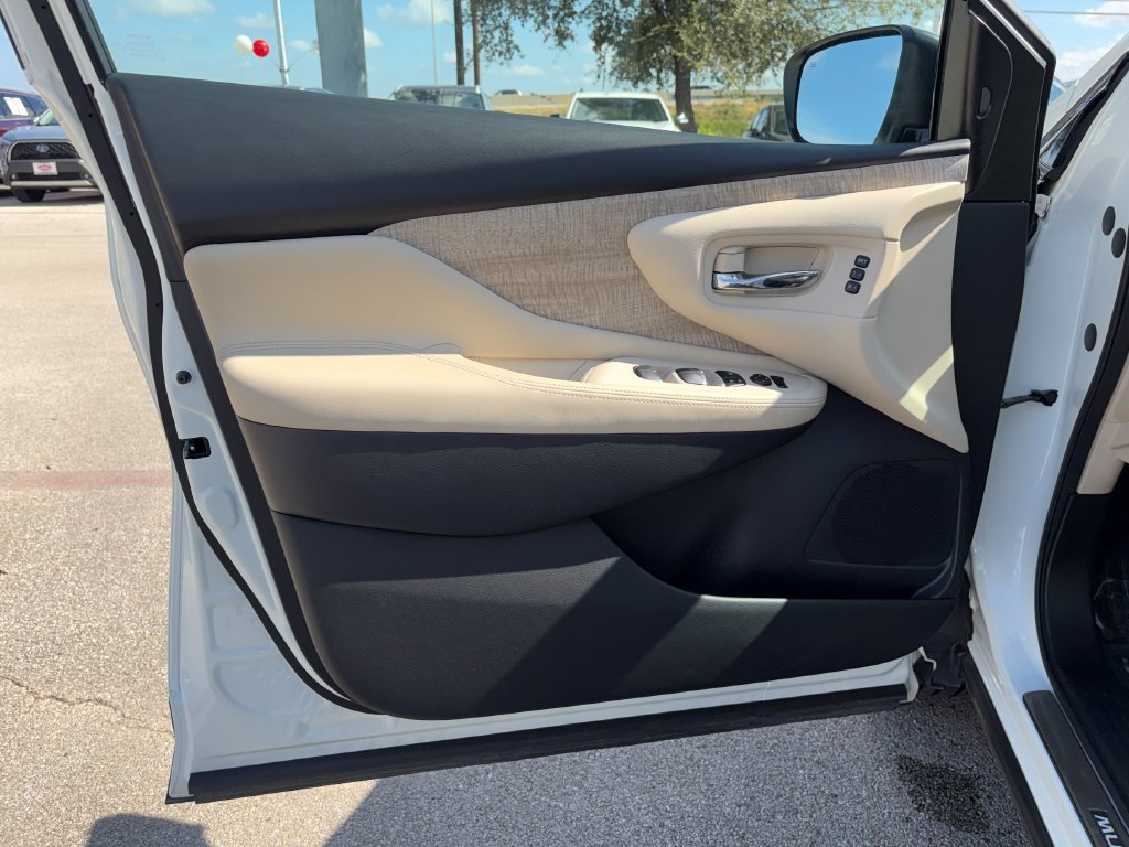 Used 2023 Nissan Murano SL FWD image 20