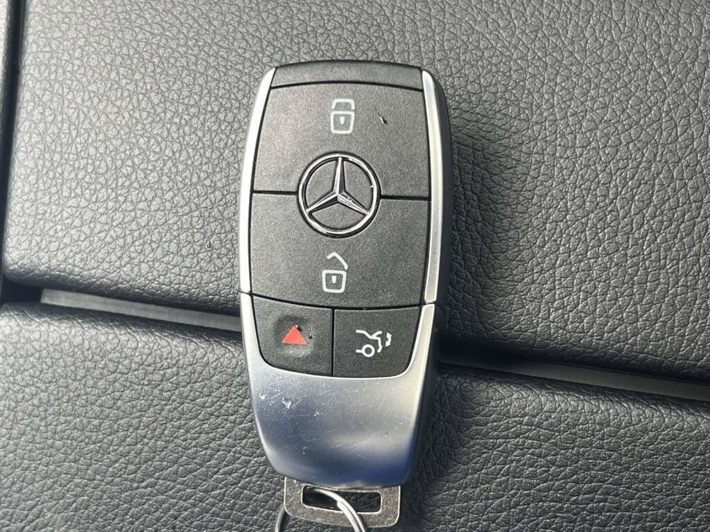 Certified 2023 Mercedes-Benz CLA 250 4MATIC image 4