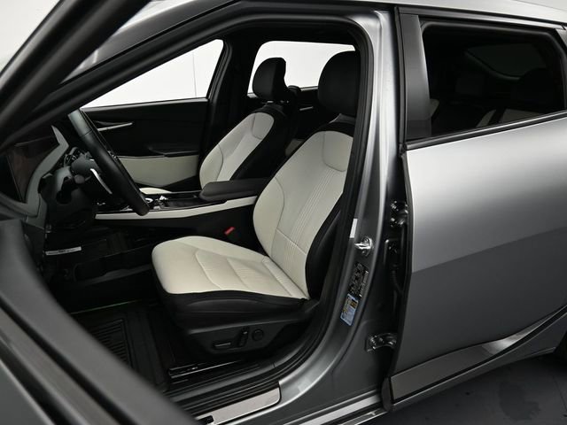 Used 2023 Kia EV6 GT-Line w/ GT-Line White Seat Package image 11