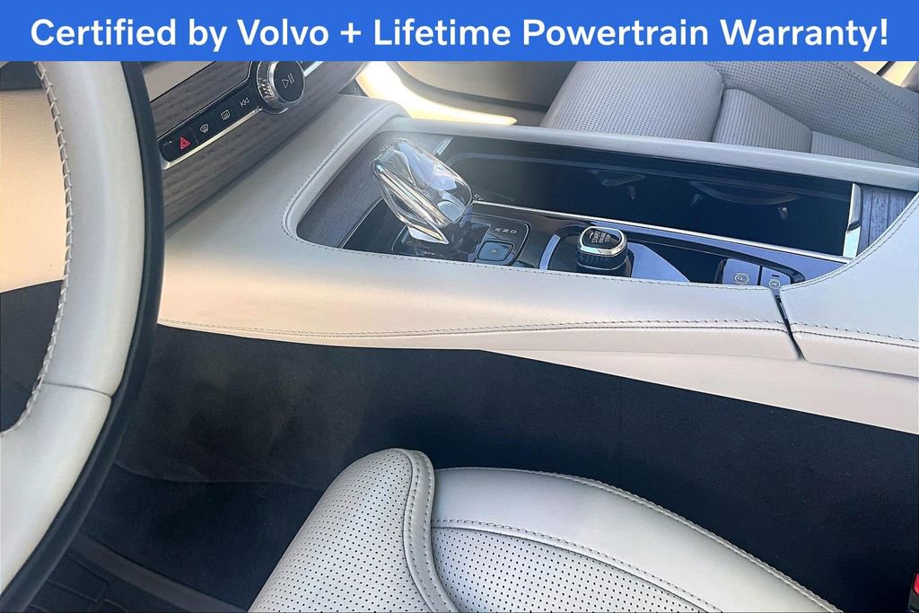 Used 2023 Volvo XC90 B6 Ultimate w/ Protection Package image 19