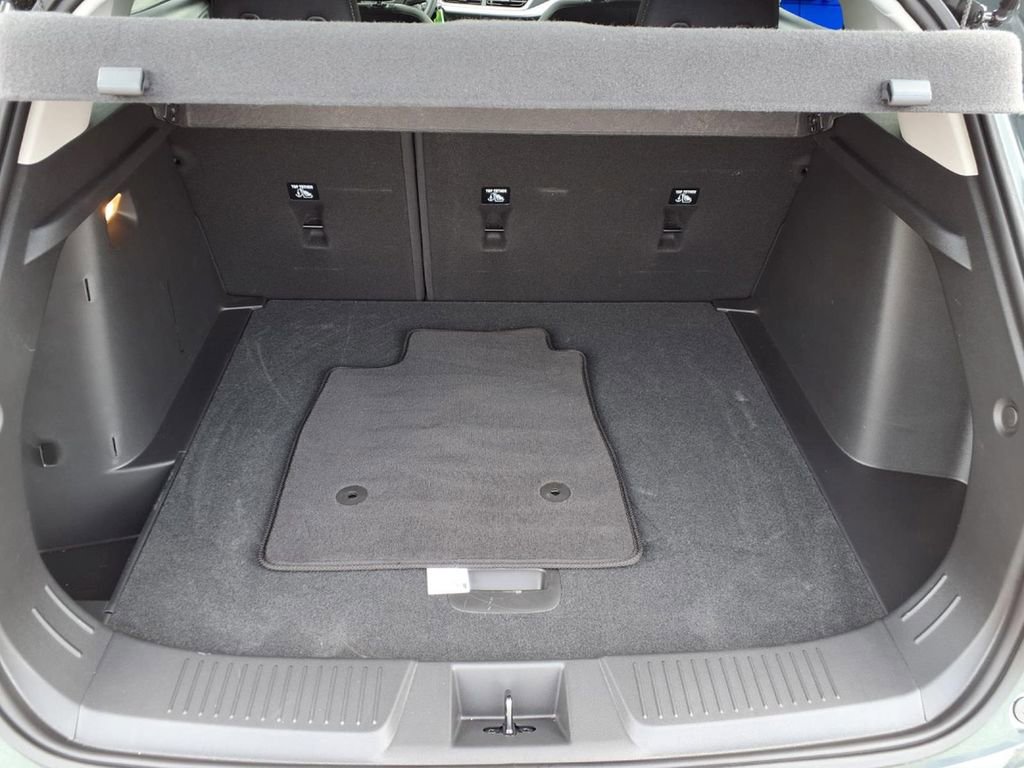 Used 2026 Chevrolet Trax LS FWD image 24
