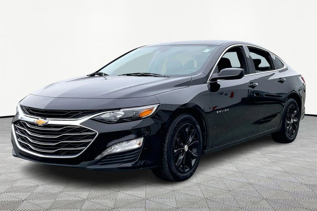 Used 2024 Chevrolet Malibu LT image 3