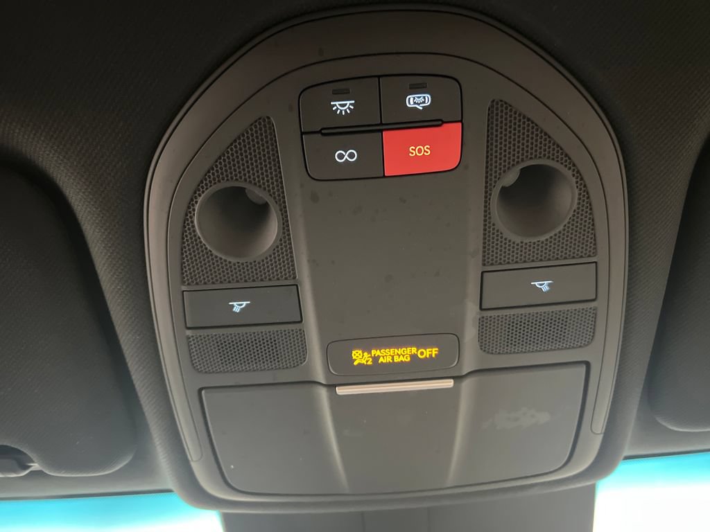 Used 2024 Genesis G70 2.5T RWD image 21