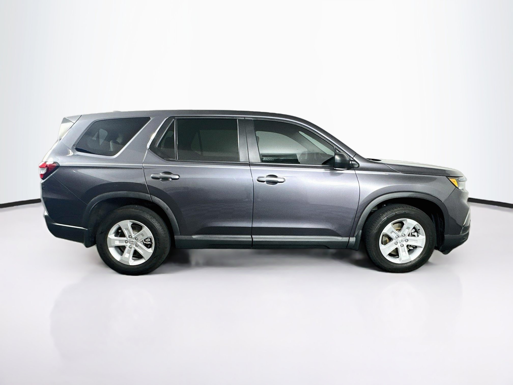 Used 2023 Honda Pilot LX image 10