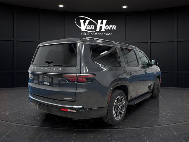 Used 2022 Jeep Wagoneer Series III AWD/4WD image 7