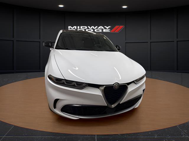 Used 2024 Alfa Romeo Tonale Ti image 5