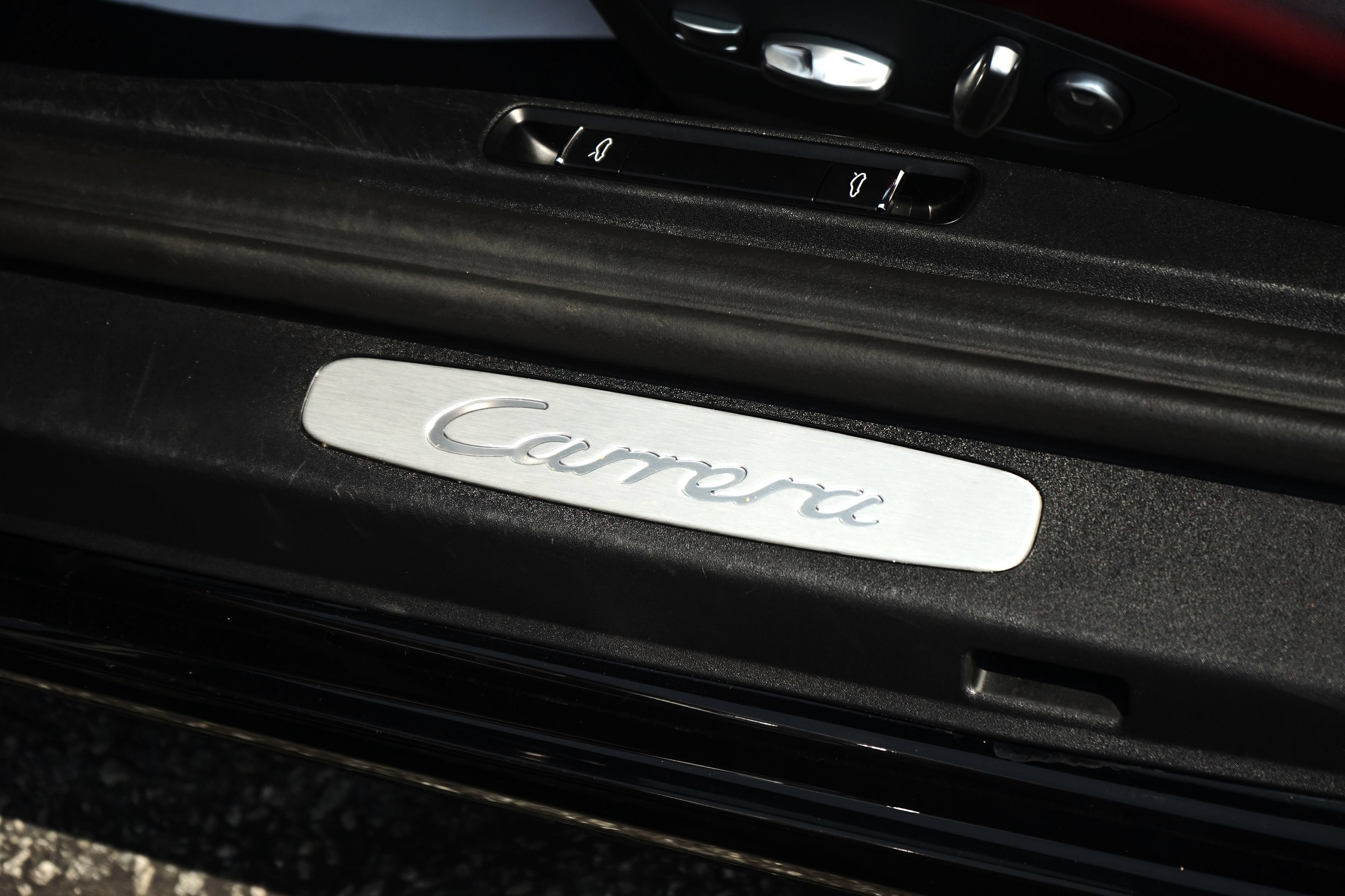 Used 2017 Porsche 911 Carrera RWD image 22