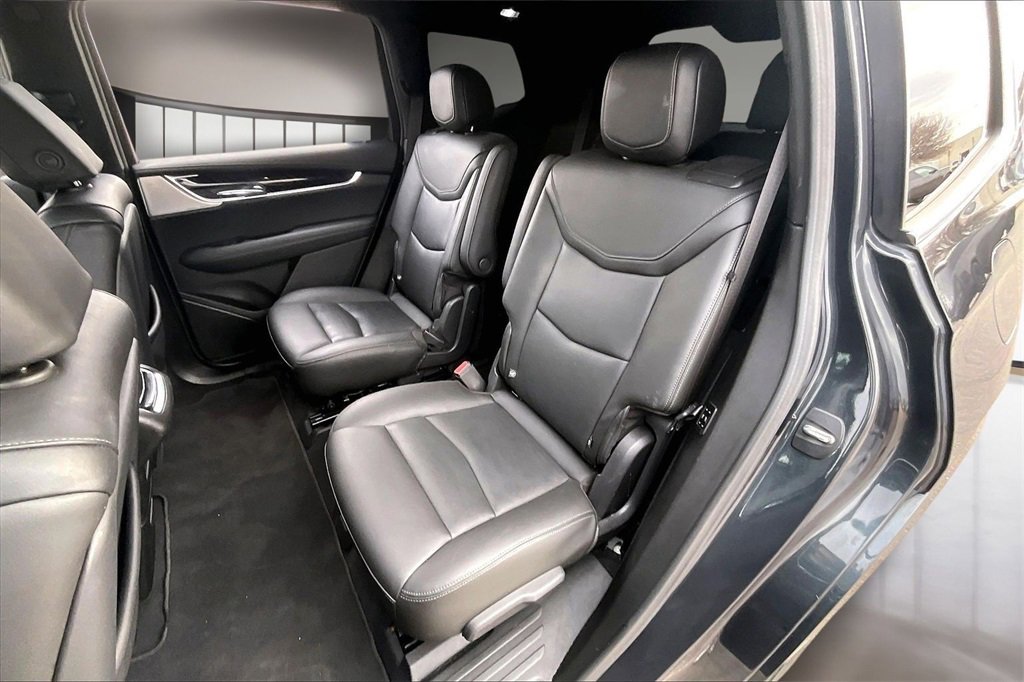 Used 2023 Cadillac XT6 Premium Luxury w/ Technology Package image 26