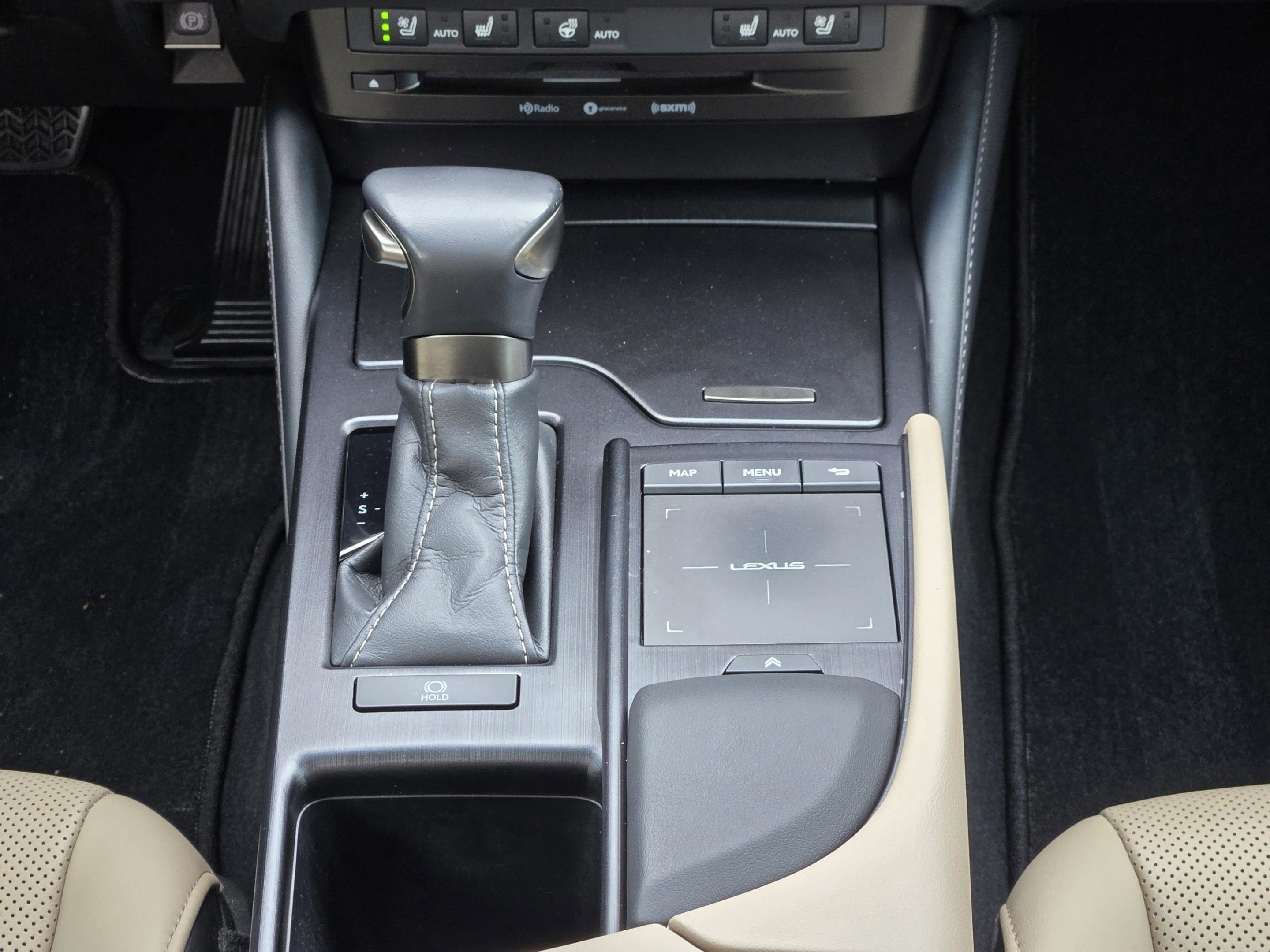 Used 2020 Lexus ES 350 w/ Premium Package image 17