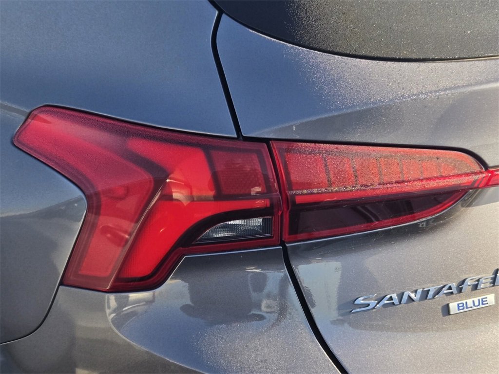 Used 2022 Hyundai Santa Fe Blue image 5