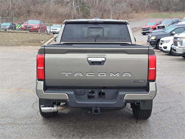 Used 2024 Toyota Tacoma Limited image 4