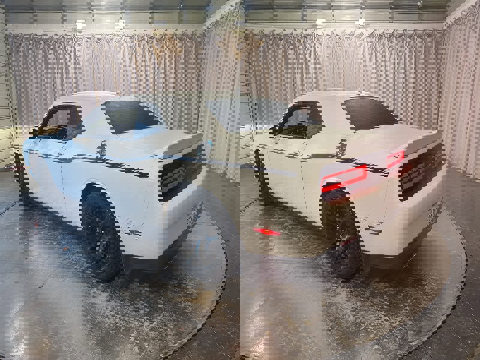 Used 2018 Dodge Challenger SXT Plus image 5