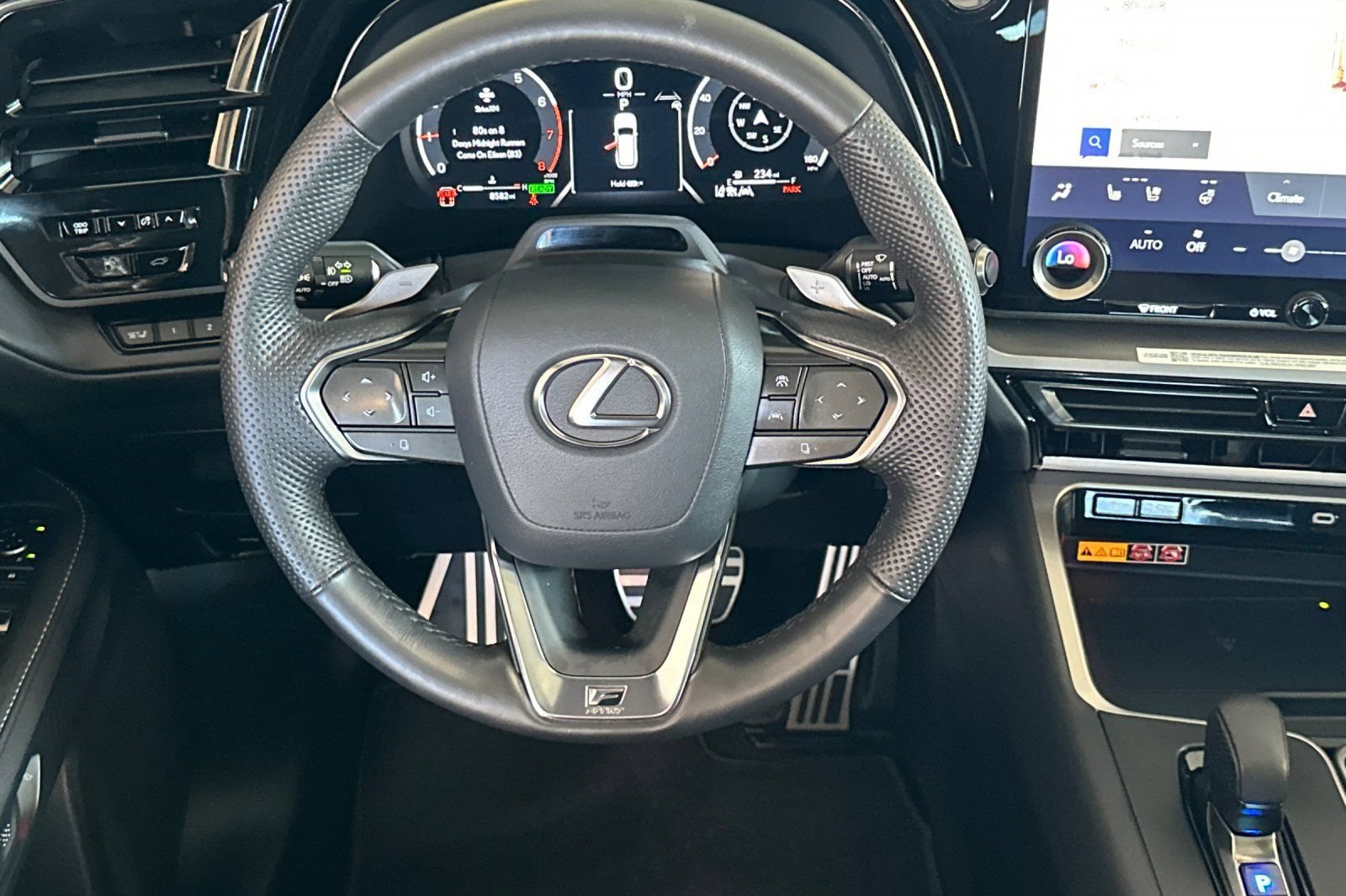Certified 2026 Lexus TX 500h AWD w/ Technology Package image 11
