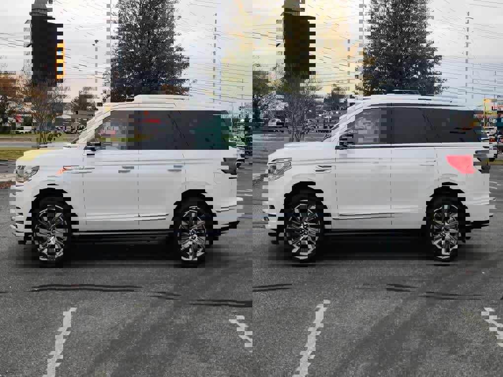 Used 2019 Lincoln Navigator Reserve w/ Cargo Package image 5