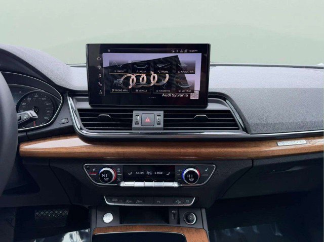 Certified 2023 Audi Q5 2.0T Premium w/ Convenience Package AWD/4WD image 13