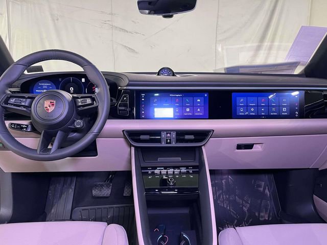 New 2026 Porsche Macan 4 Electric image 28