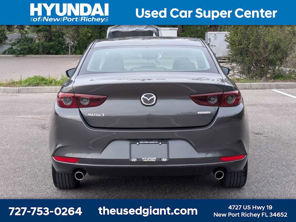 Used 2021 MAZDA MAZDA3 s FWD image 4