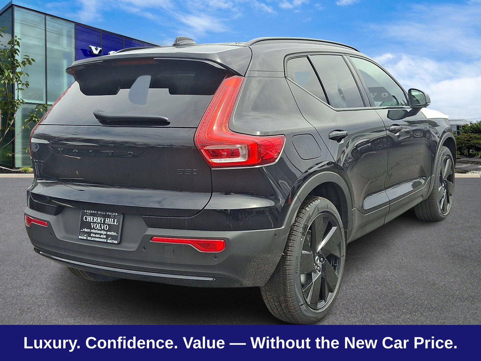 New 2026 Volvo XC40 B5 Ultra w/ Protection Package Premier AWD/4WD image 5