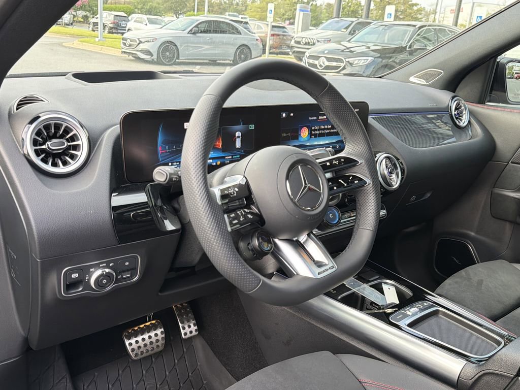 Certified 2025 Mercedes-Benz GLA 35 AMG 4MATIC image 10