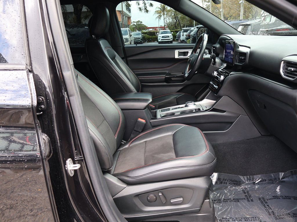 Used 2022 Ford Explorer ST-Line w/ Class IV Trailer Tow Package RWD image 33
