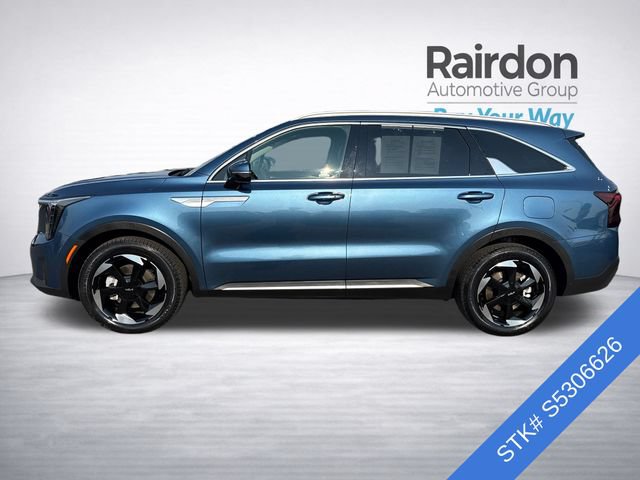 Used 2025 Kia Sorento EX AWD/4WD image 4