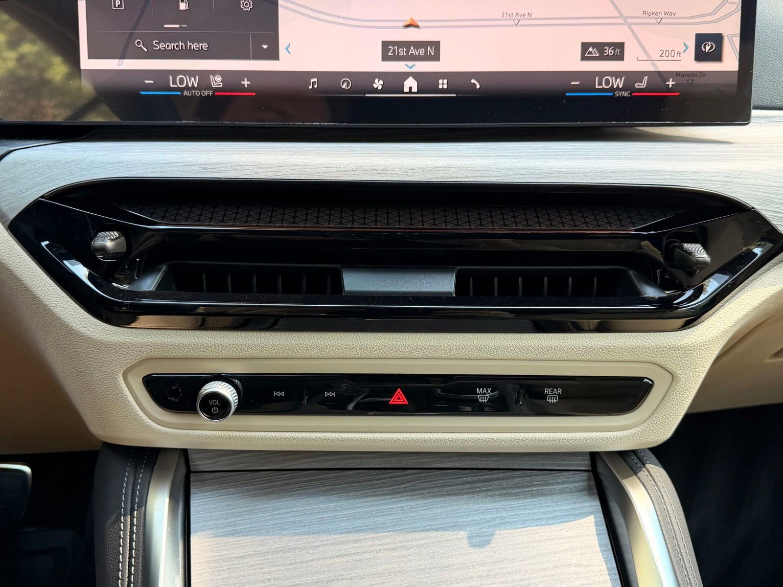 New 2027 BMW 430i Convertible RWD image 20