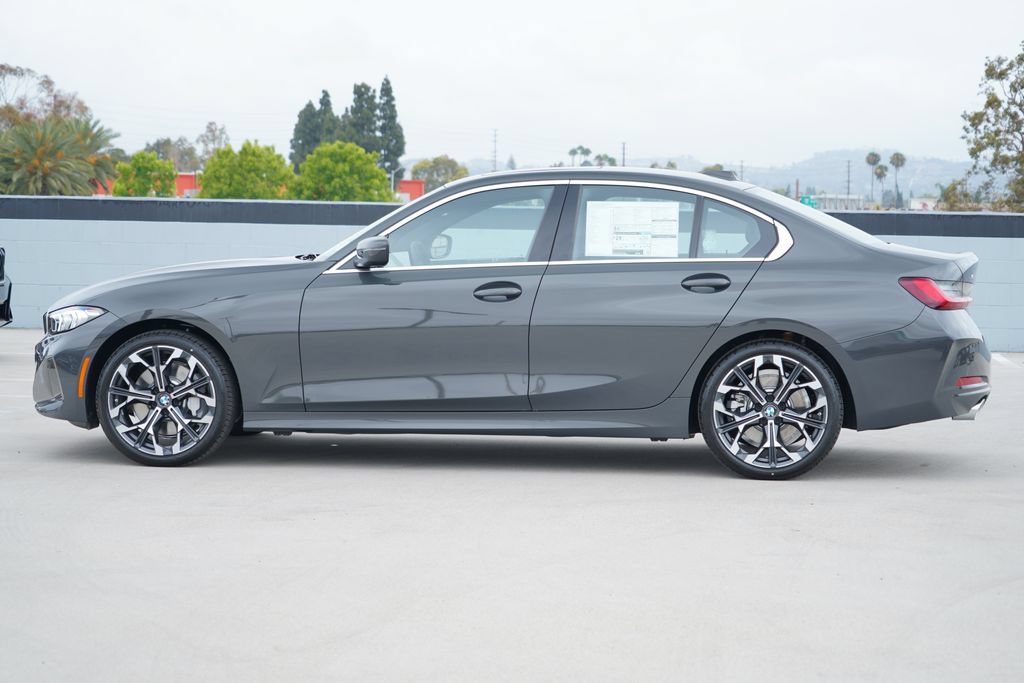 New 2026 BMW 330i xDrive Sedan w/ Premium Package AWD/4WD image 4
