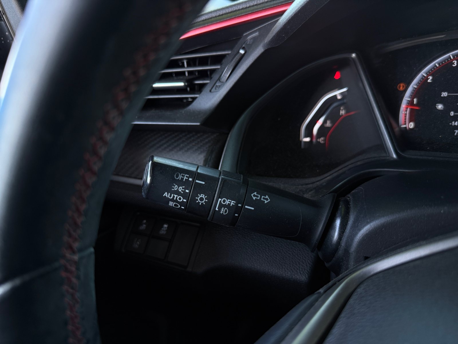 Used 2020 Honda Civic Si image 18