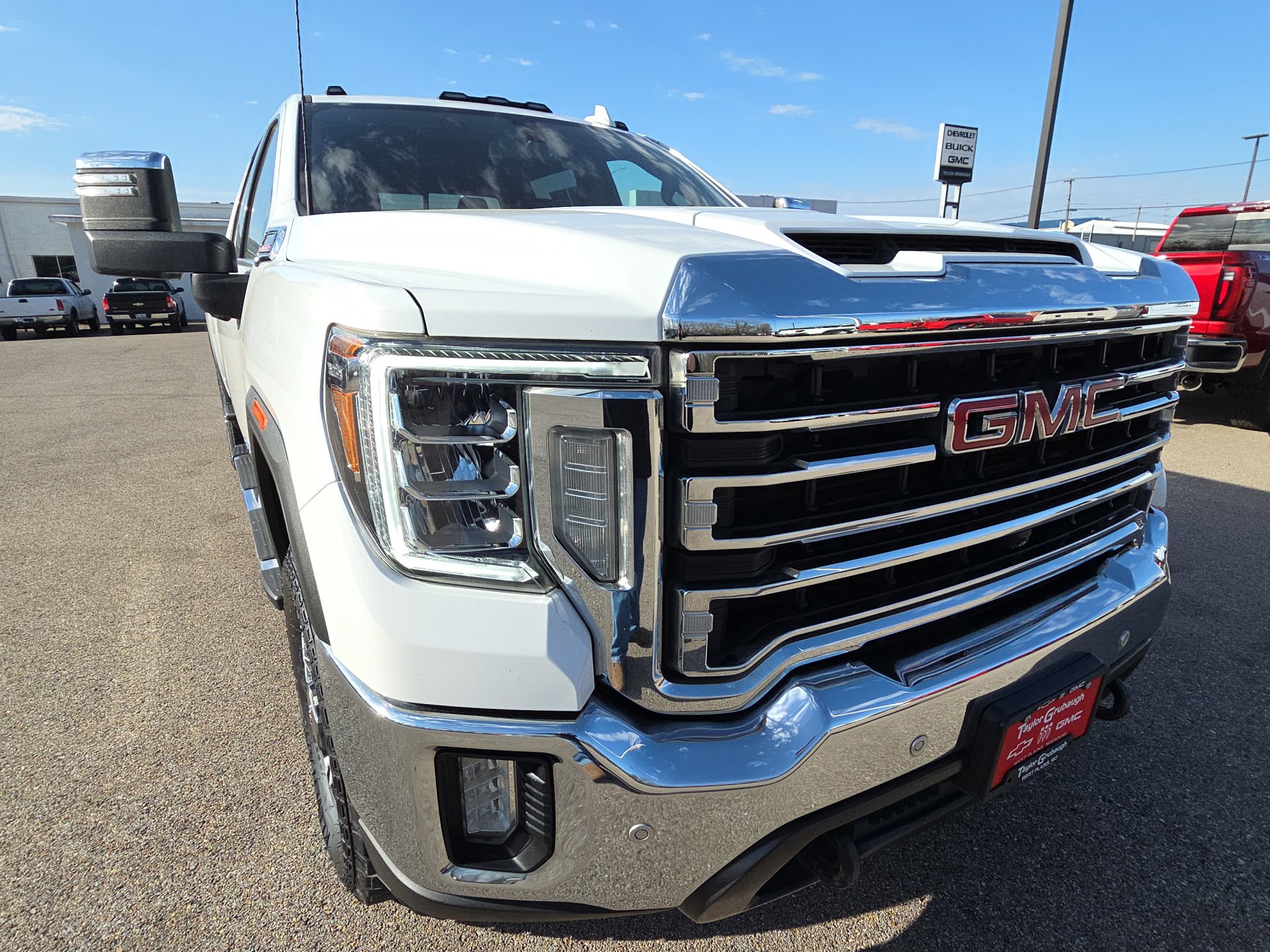 Used 2021 GMC Sierra 2500 SLT w/ SLT Premium Package image 13