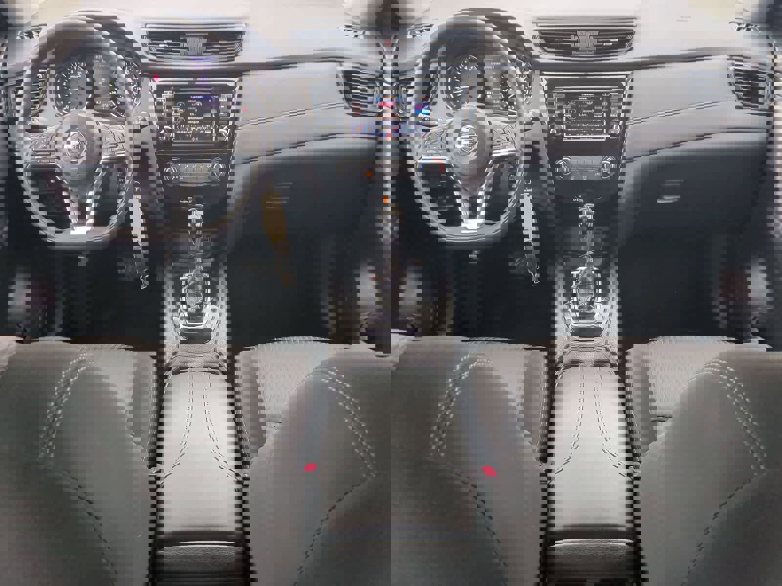 Used 2018 Nissan Rogue S AWD/4WD image 14