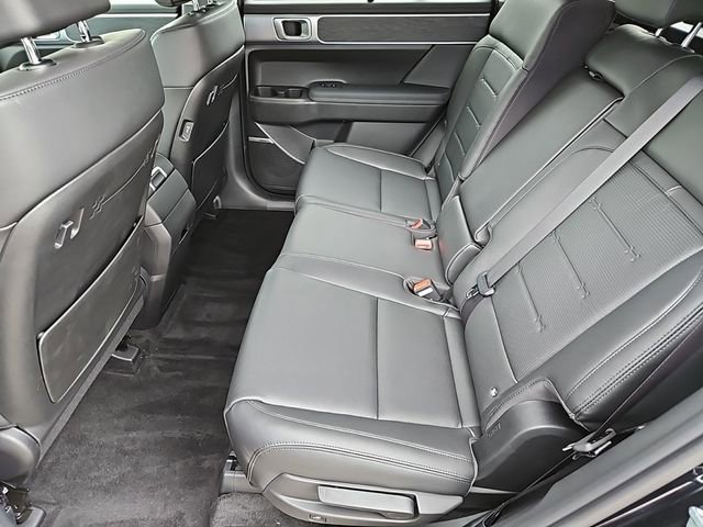 Used 2024 Hyundai Santa Fe Limited image 11