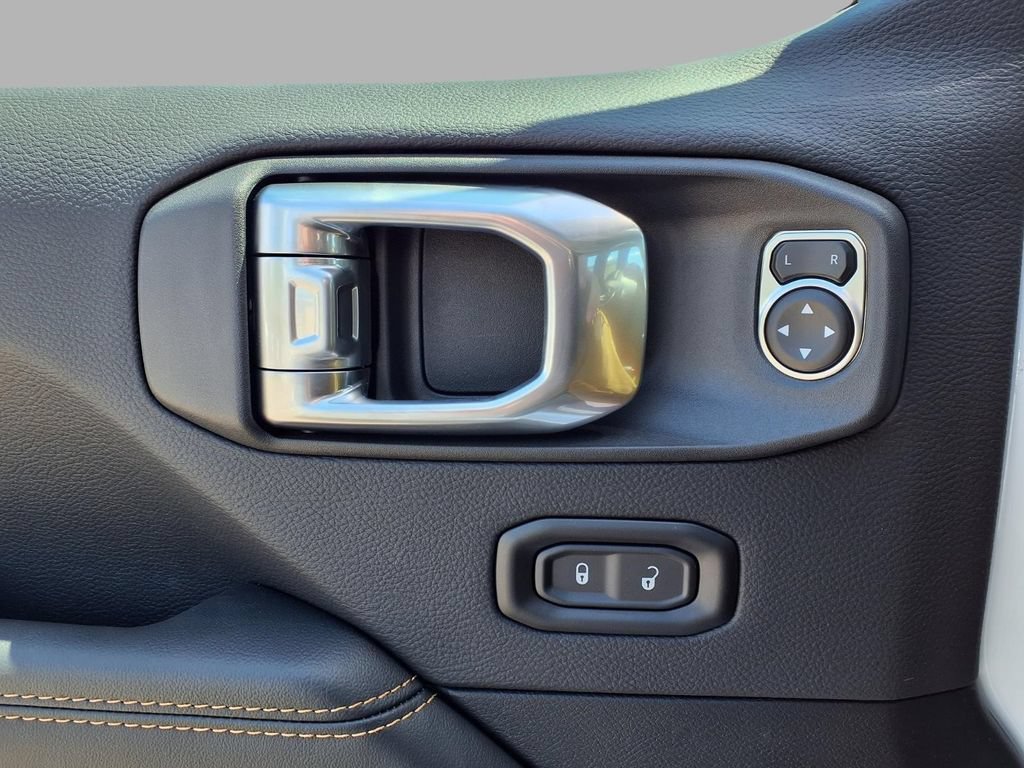 New 2026 Jeep Gladiator Sport AWD/4WD image 19