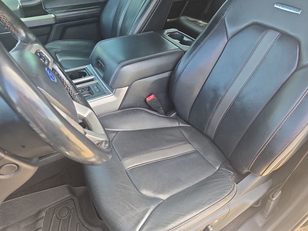 Used 2020 Ford F150 Platinum w/ Equipment Group 701A Luxury AWD/4WD image 15