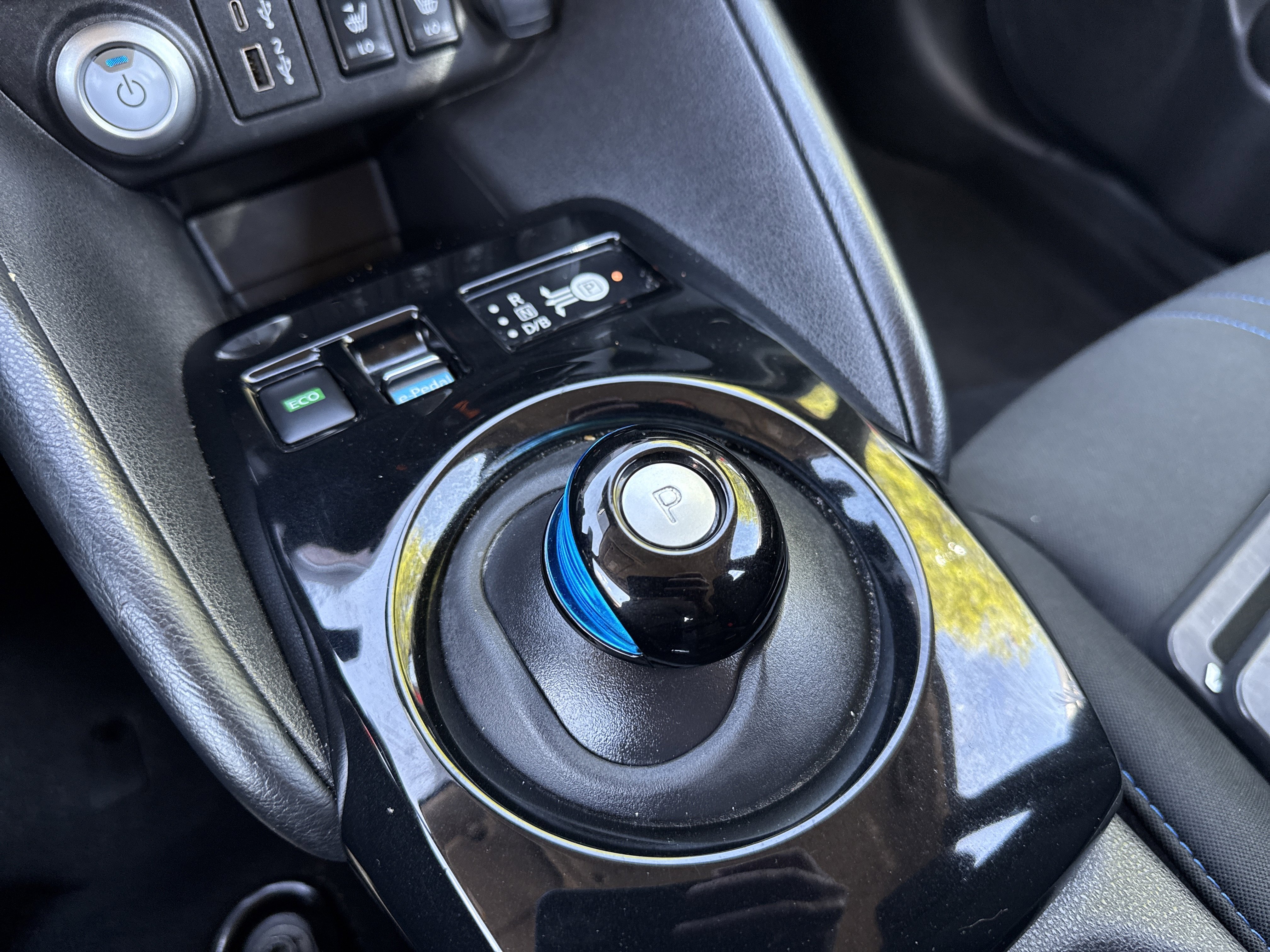 Certified 2024 Nissan Leaf SV Plus image 23