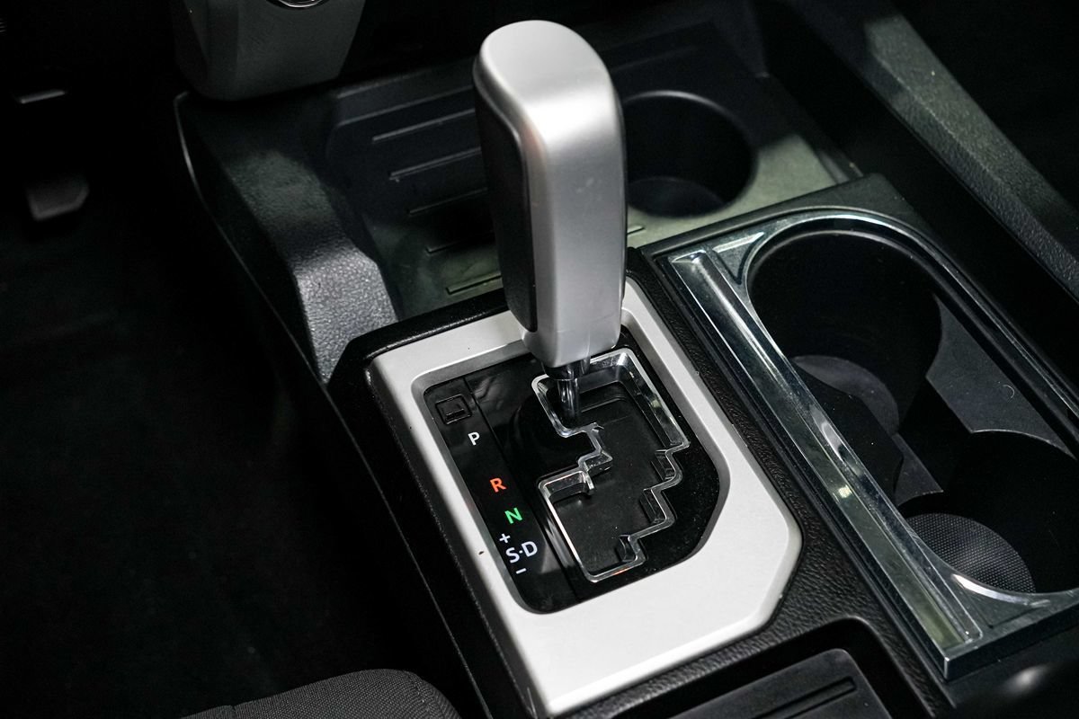 Used 2019 Toyota Tundra SR5 AWD/4WD image 25
