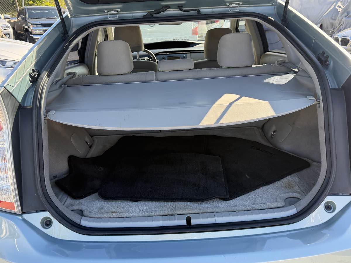 Used 2012 Toyota Prius Two image 12