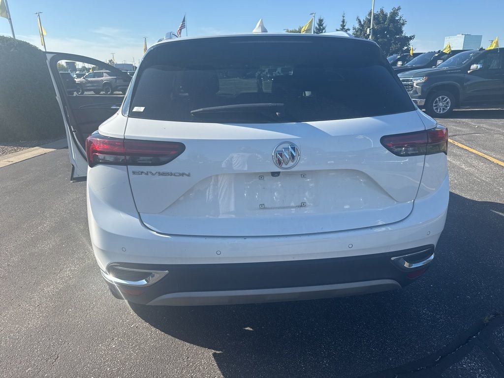 Used 2023 Buick Envision Essence image 16