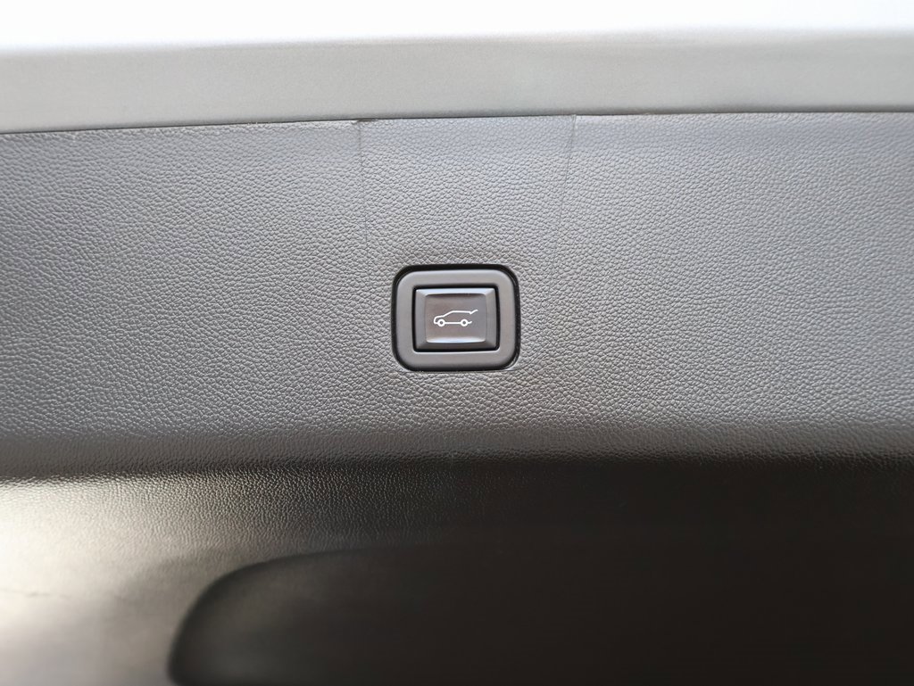 Certified 2023 Chevrolet Traverse LT w/ Midnight/Sport Edition image 33